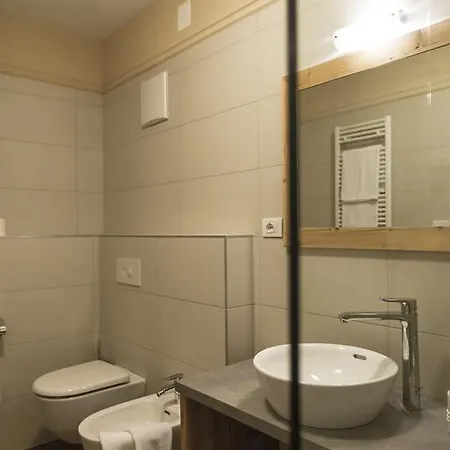 Schneider Apartment